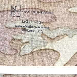 V-neck, camo womens top